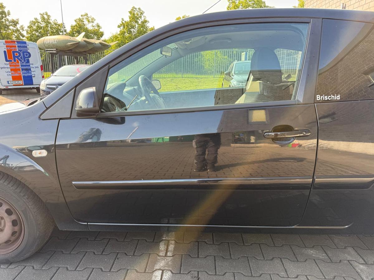 Ford Fiesta JD3 original Tür links 3-Türer Panther Schwarz Metallic Rohbau BJ08
